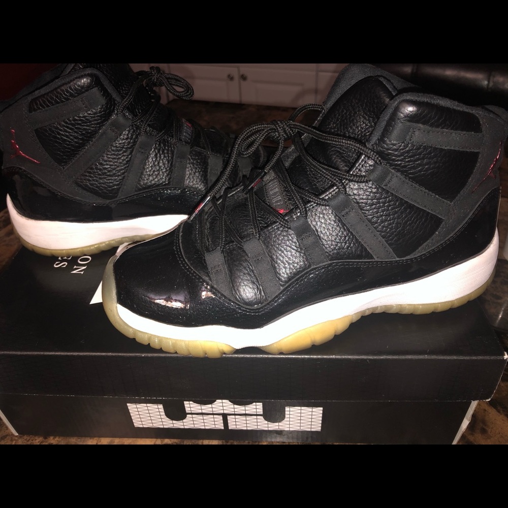 72 10 Jordans